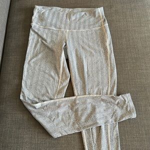 Athleta herringbone-esque print leggings. Grey/blue and white. Size XS